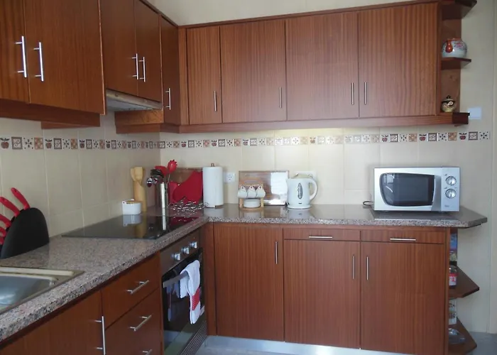 Quinta Glicinias * Понта-Делгада